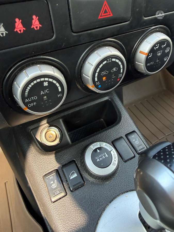 Nissan X-Trail 2008 — photo 13