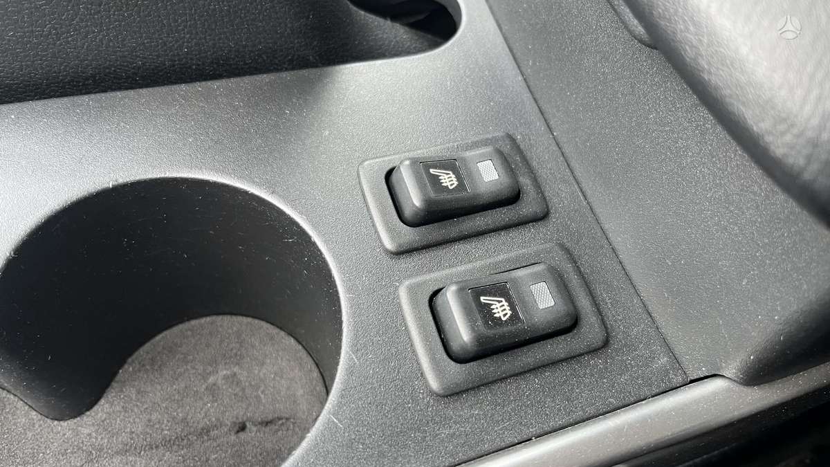 Mazda CX-7 2011 — photo 17