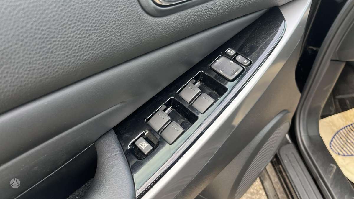 Mazda CX-7 2011 — photo 8