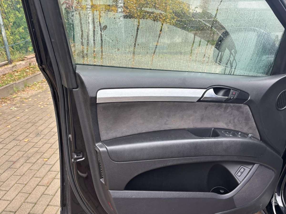Audi Q7 2007 — photo 13