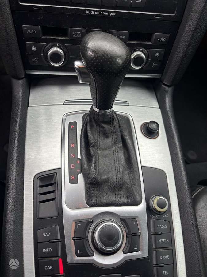 Audi Q7 2007 — photo 17