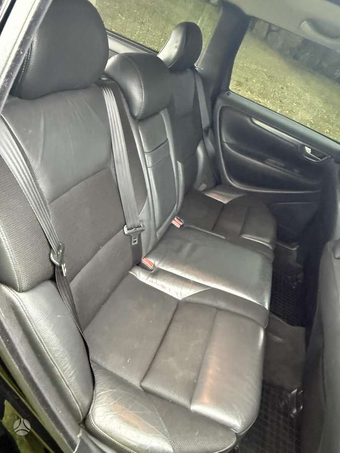 Volvo V70 2006 — photo 16