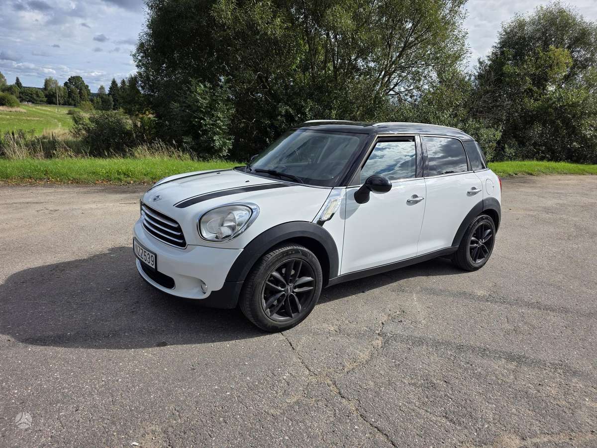 Mini Countryman 2010 — салон