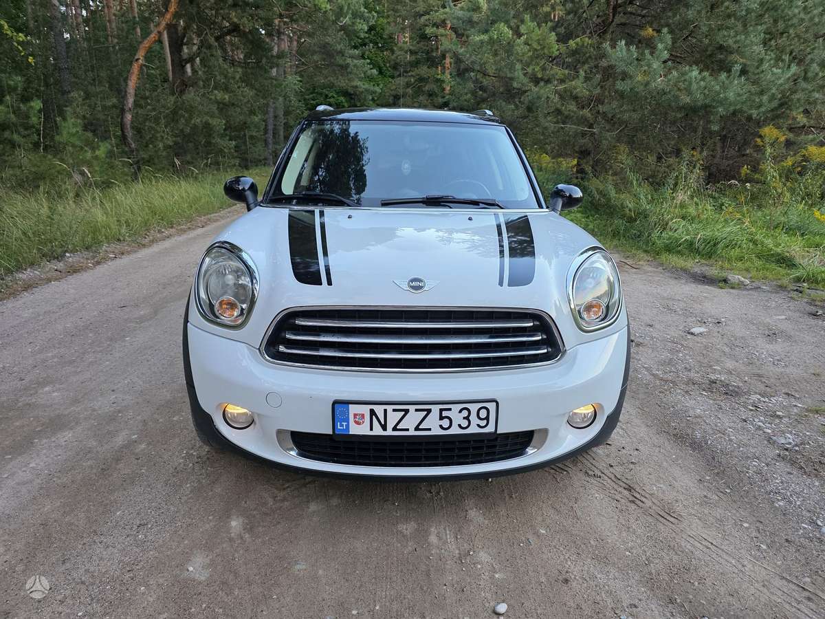 Mini Countryman 2010 — interior