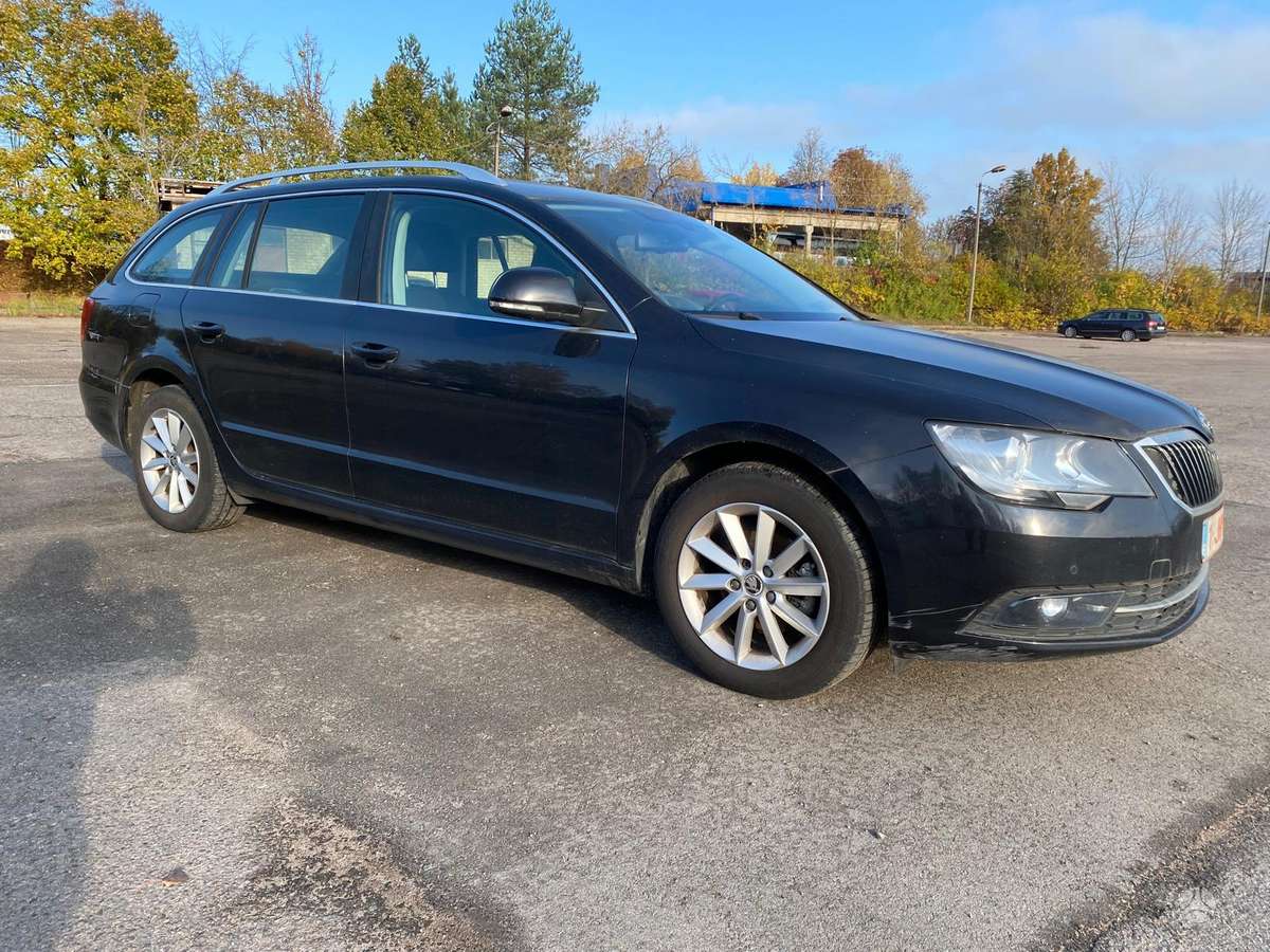 Skoda Superb 2014 — photo 11