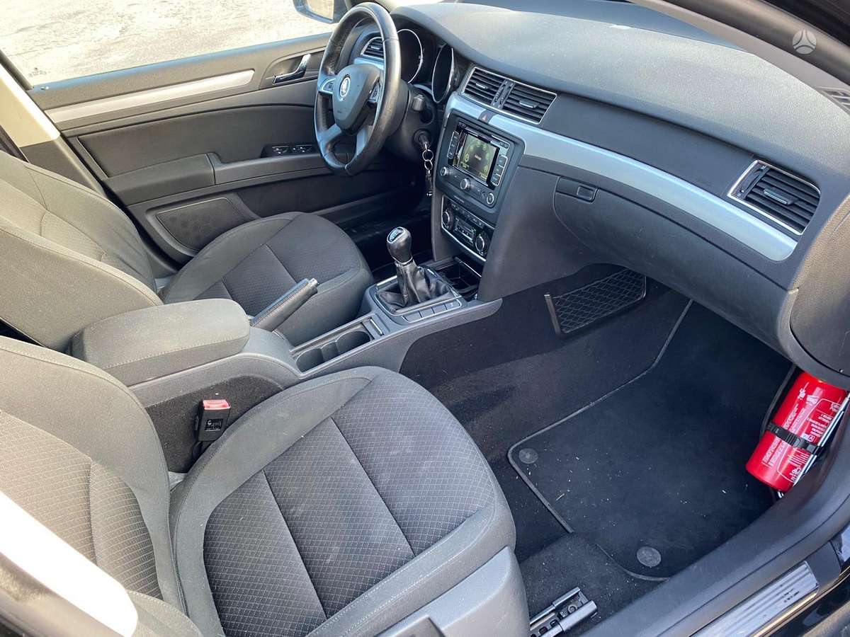 Skoda Superb 2014 — photo 16