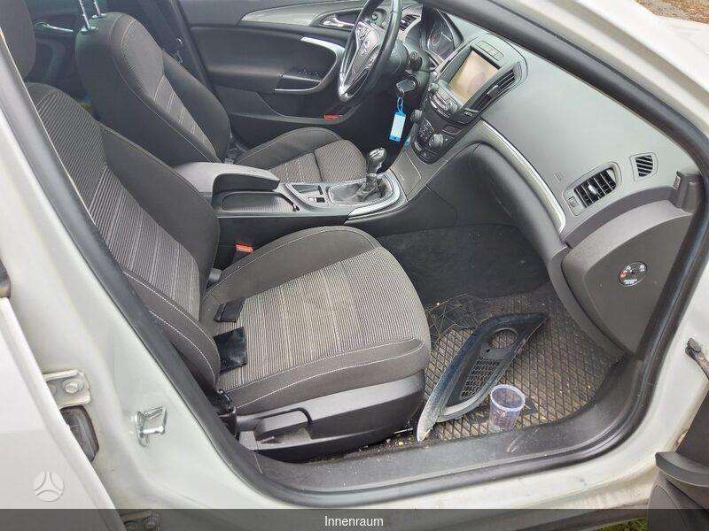 Opel Insignia 2014 — interior