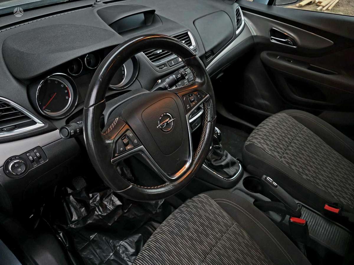 Opel Mokka 2013 — photo 13
