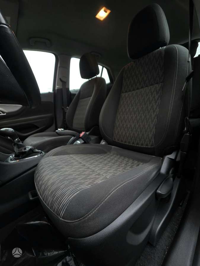 Opel Mokka 2013 — photo 16