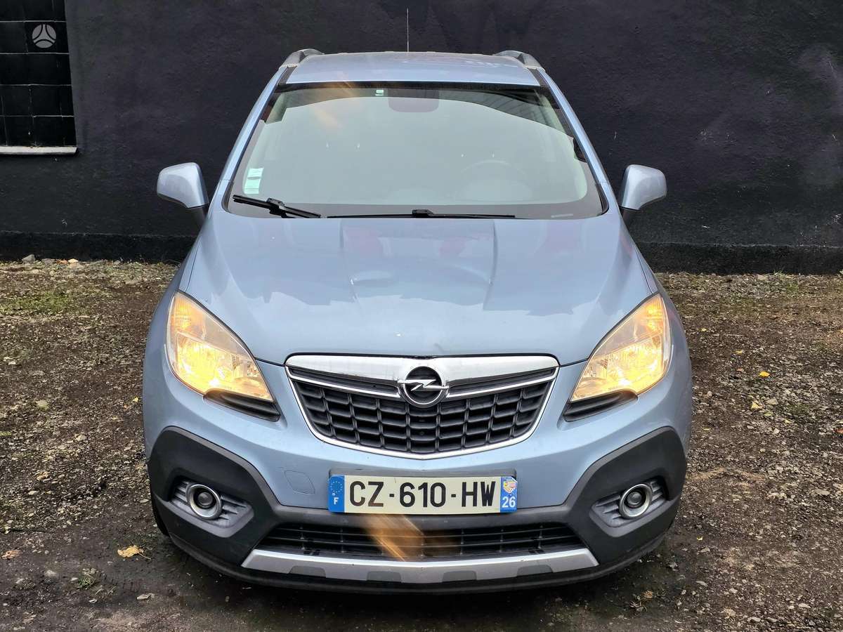 Opel Mokka 2013 — rear view
