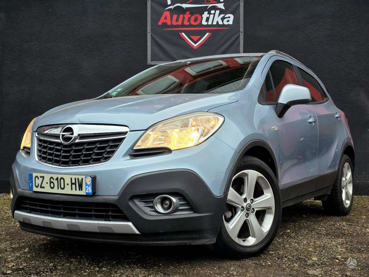 Opel Mokka 2013 — interior