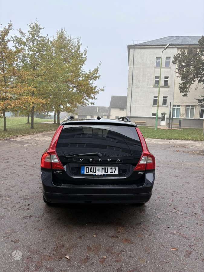 Volvo V70 2011 — photo 6