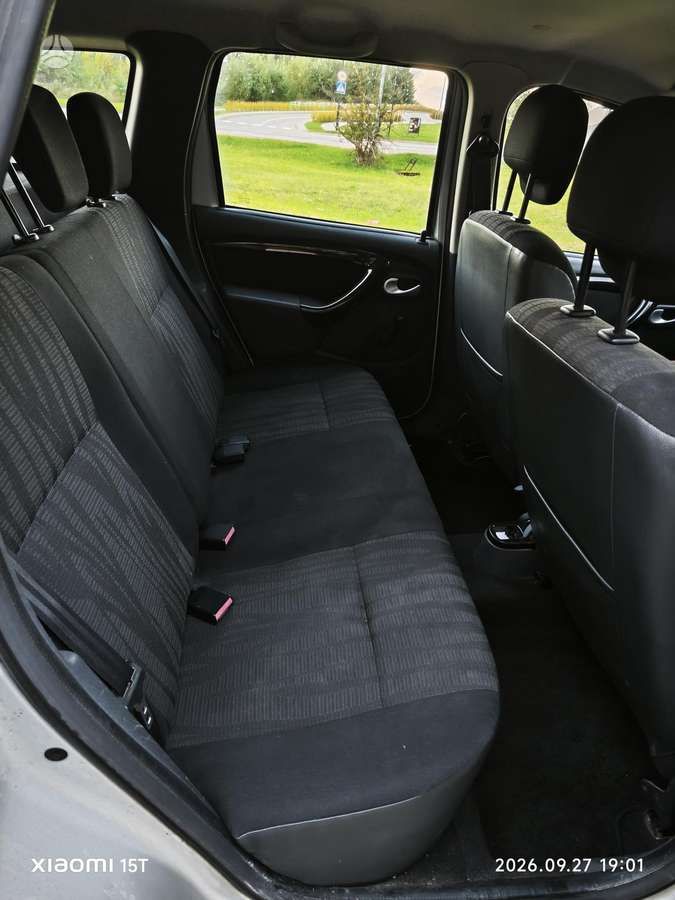 Dacia Duster 2012 — photo 11
