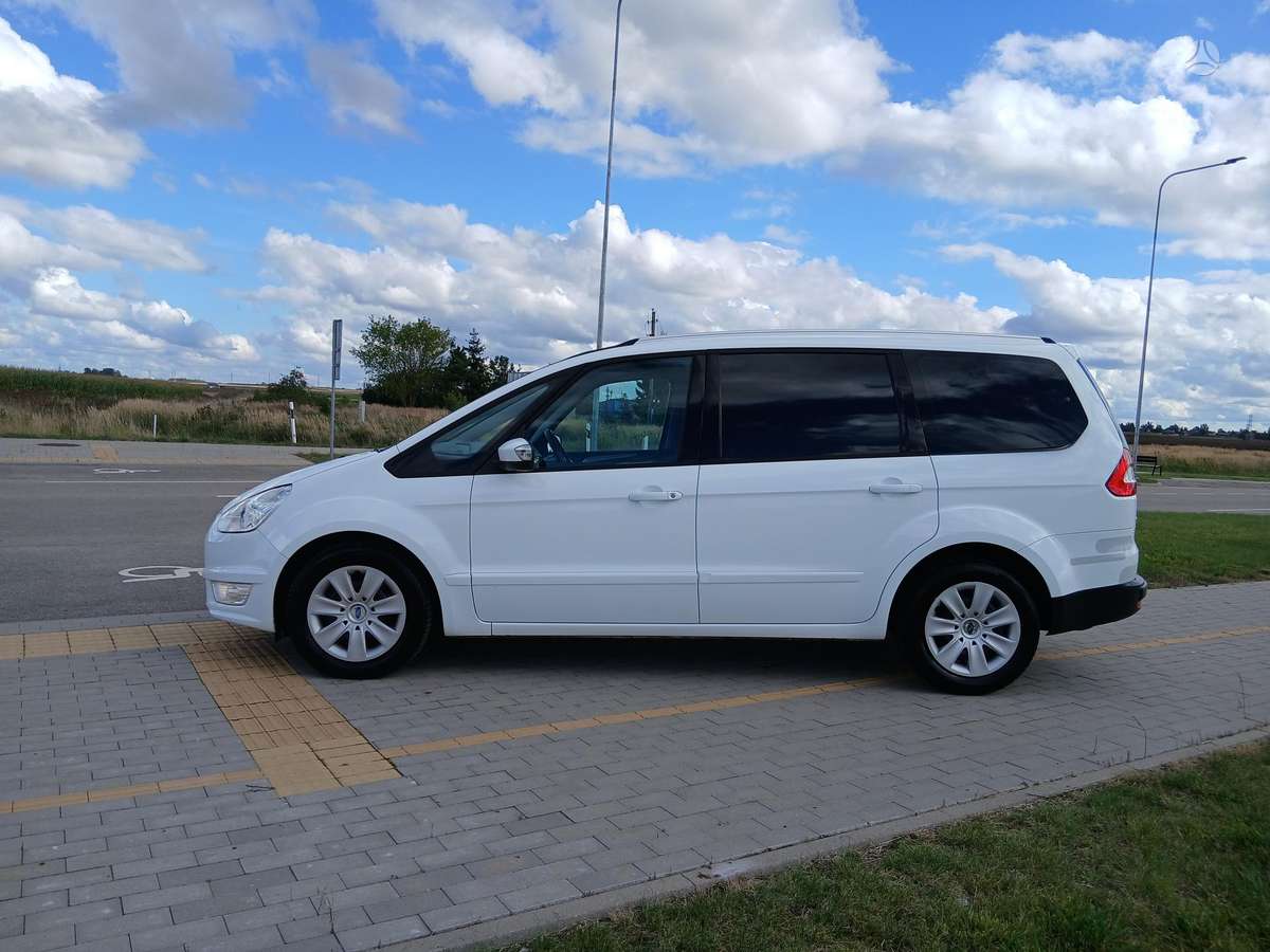 Ford Galaxy 2013 — engine 1596 cm³, 160 HP (118kW)