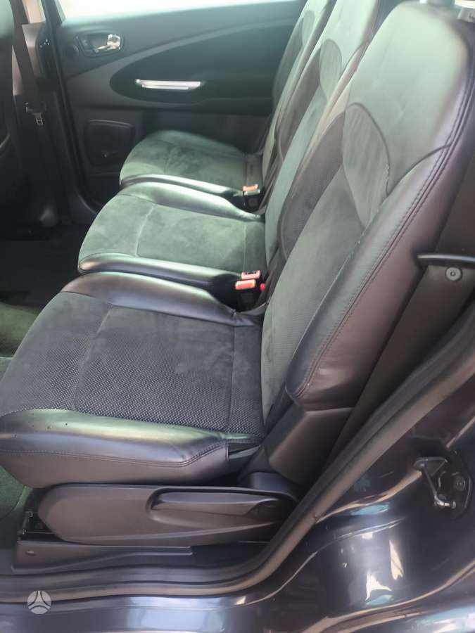 Ford S-MAX 2007 — photo 11