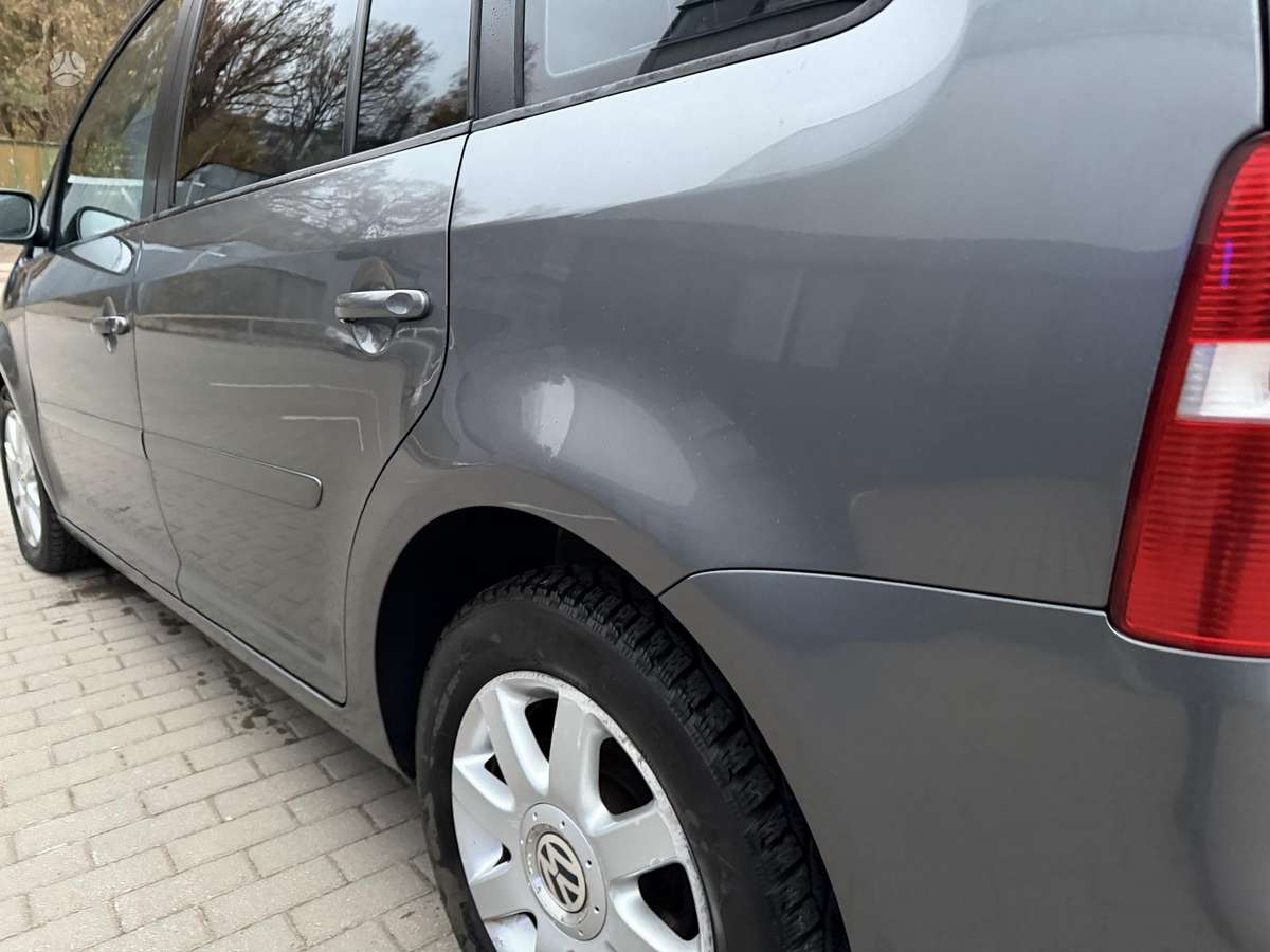 Volkswagen Touran 2006 — photo 14
