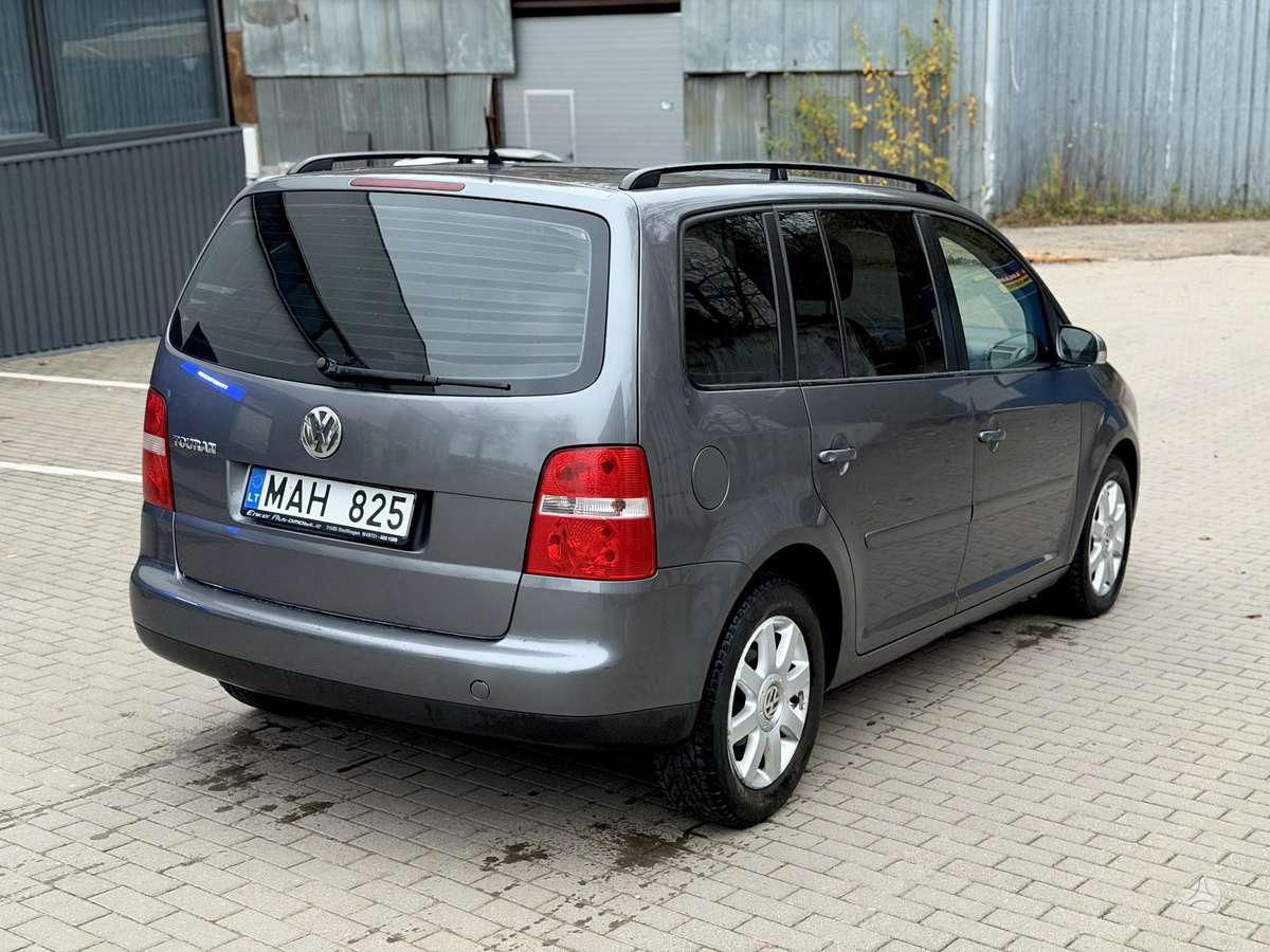 Volkswagen Touran 2006 — photo 7