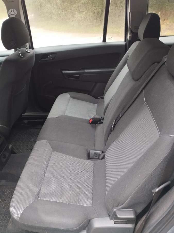 Opel Zafira 2009 — photo 9