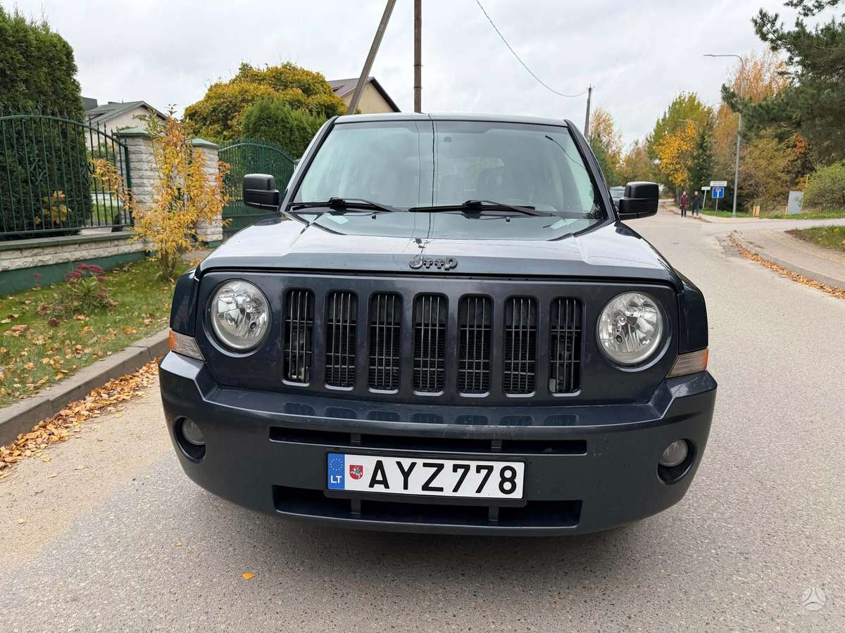 Jeep Patriot 2009 — двигун 1968 cm³, 140 HP (103kW)