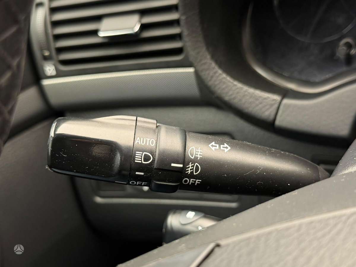 Toyota Avensis 2008 — photo 22