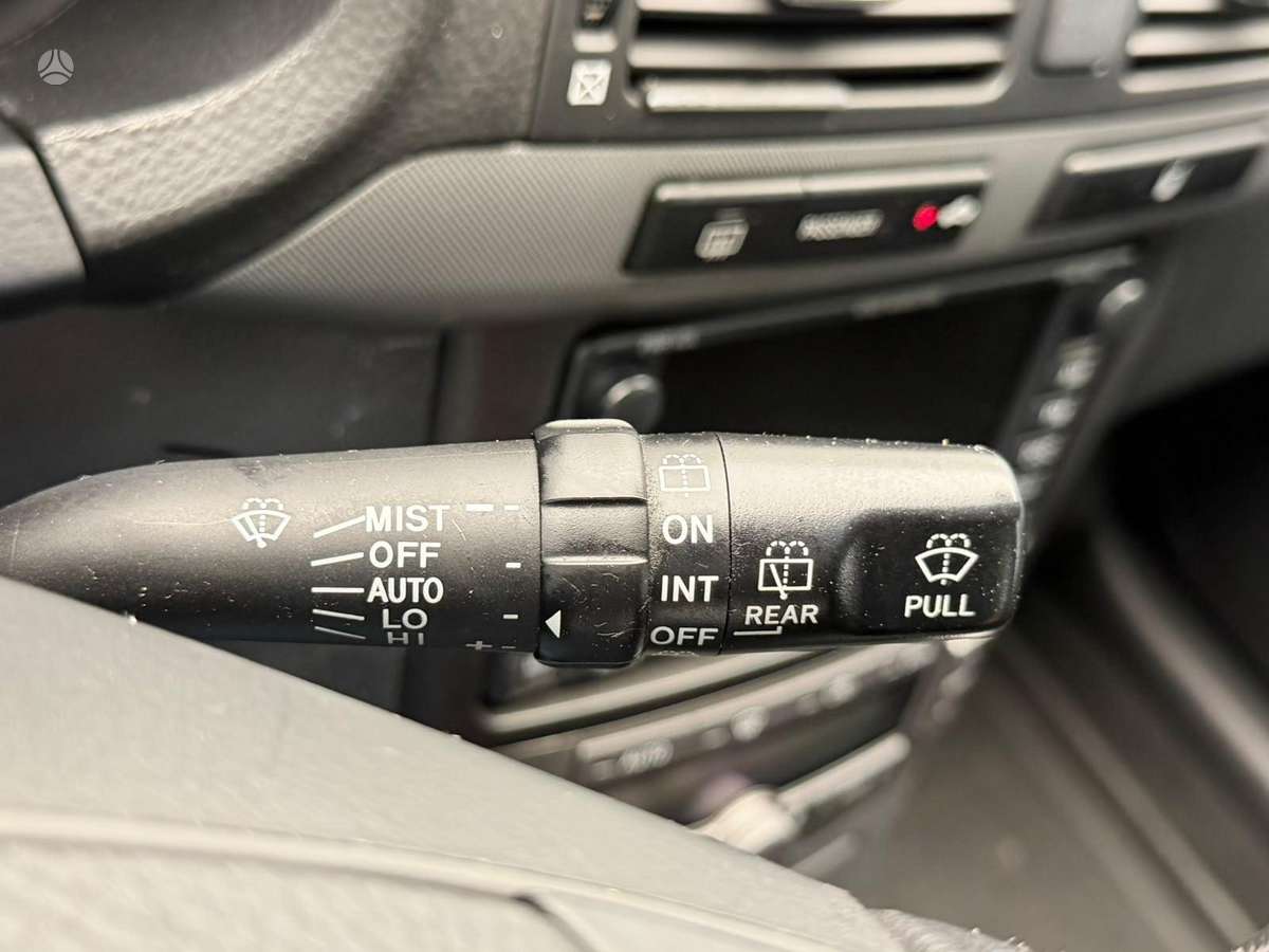 Toyota Avensis 2008 — photo 23