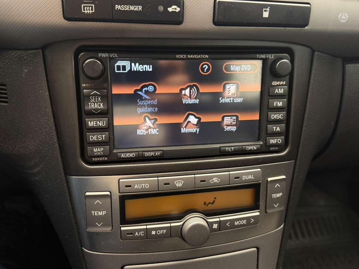 Toyota Avensis 2008 — photo 26