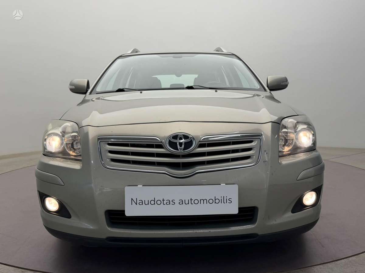 Toyota Avensis 2008 — photo 29