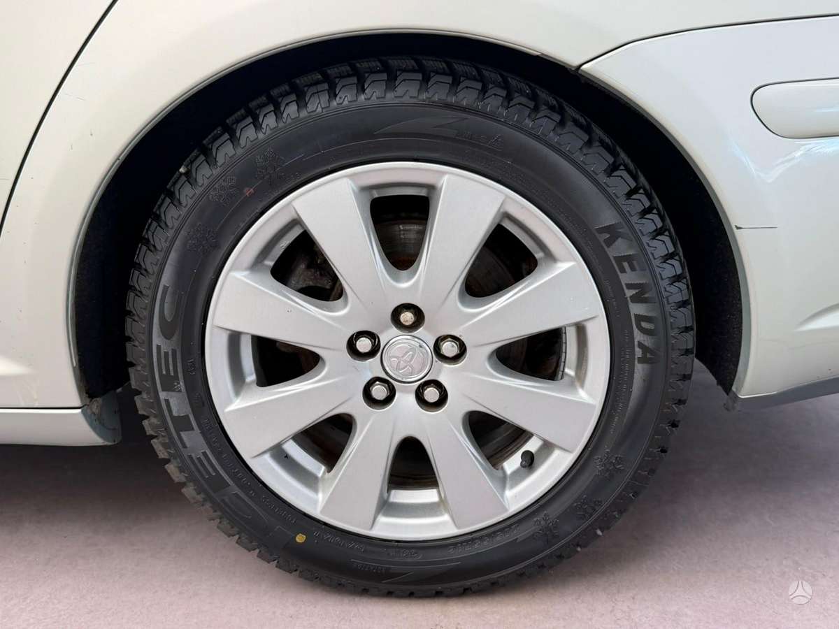 Toyota Avensis 2008 — photo 33