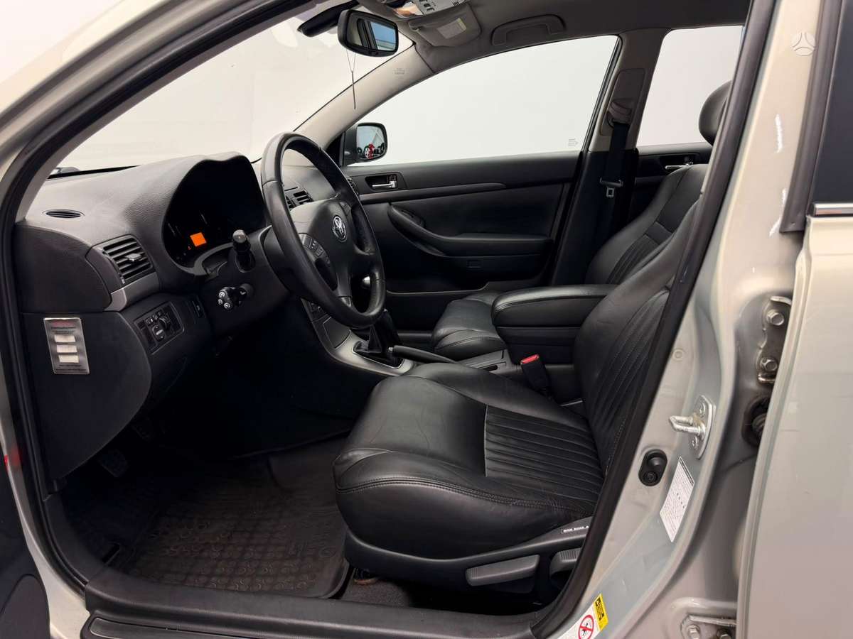 Toyota Avensis 2008 — photo 9