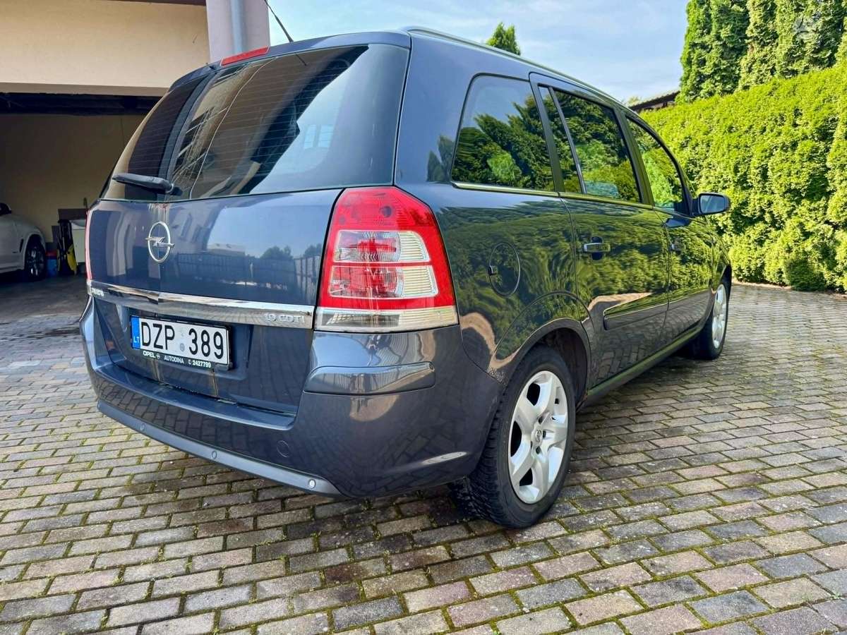 Opel Zafira 2008 — engine 1910 cm³, 120 HP (88kW)