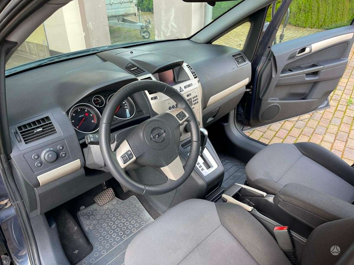Opel Zafira 2008 — photo 8