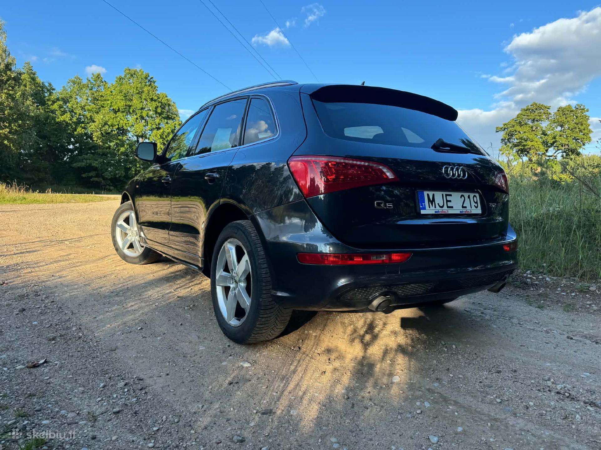 Audi Q5 2012 — салон