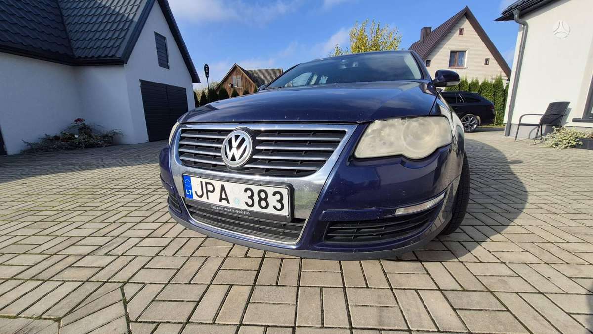 Volkswagen Passat 2008 — вигляд ззаду