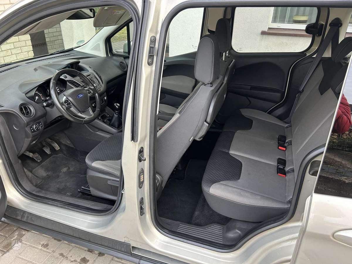 Ford Tourneo 2015 — photo 13