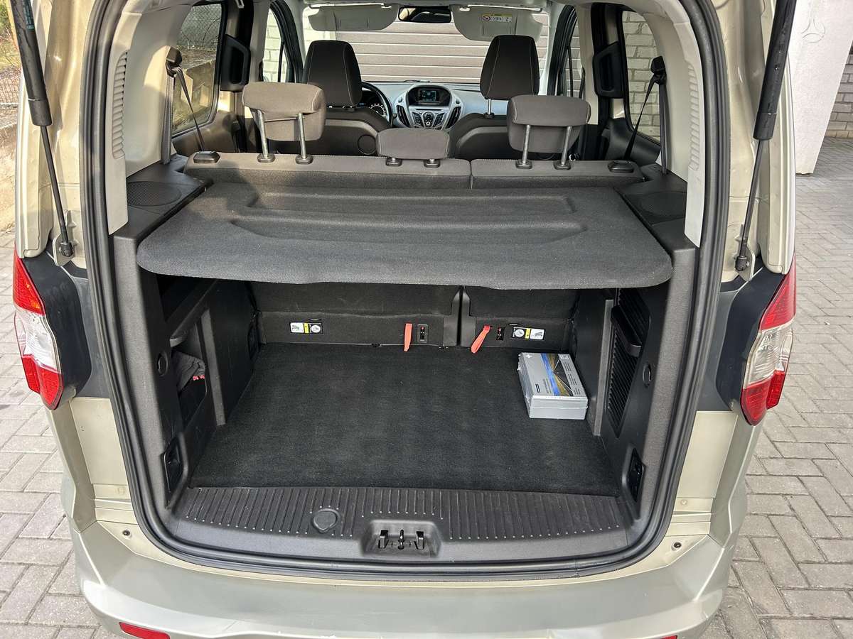 Ford Tourneo 2015 — photo 16