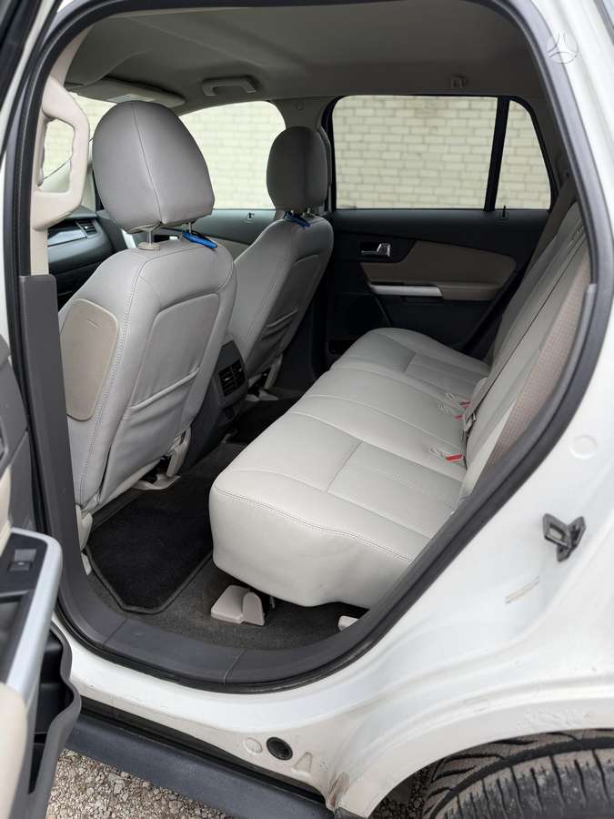 Ford Edge 2013 — фото 14
