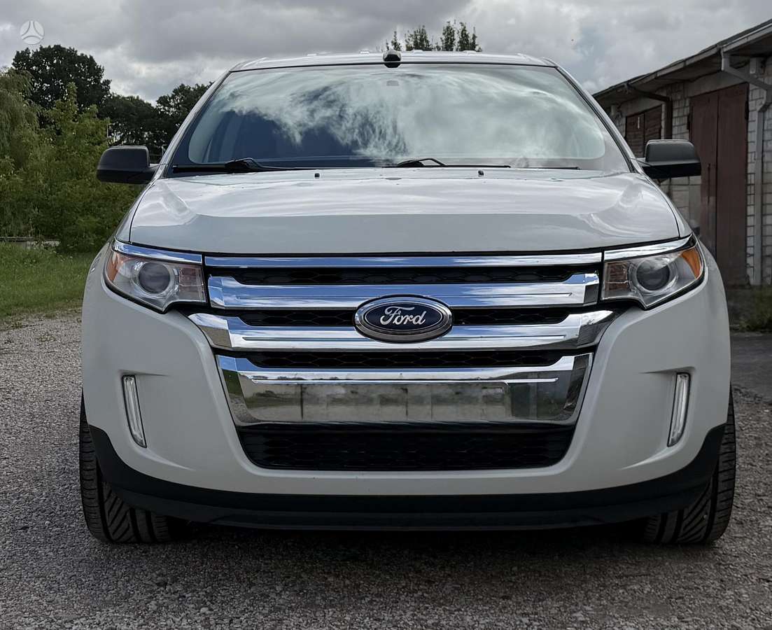 Ford Edge 2013 — салон