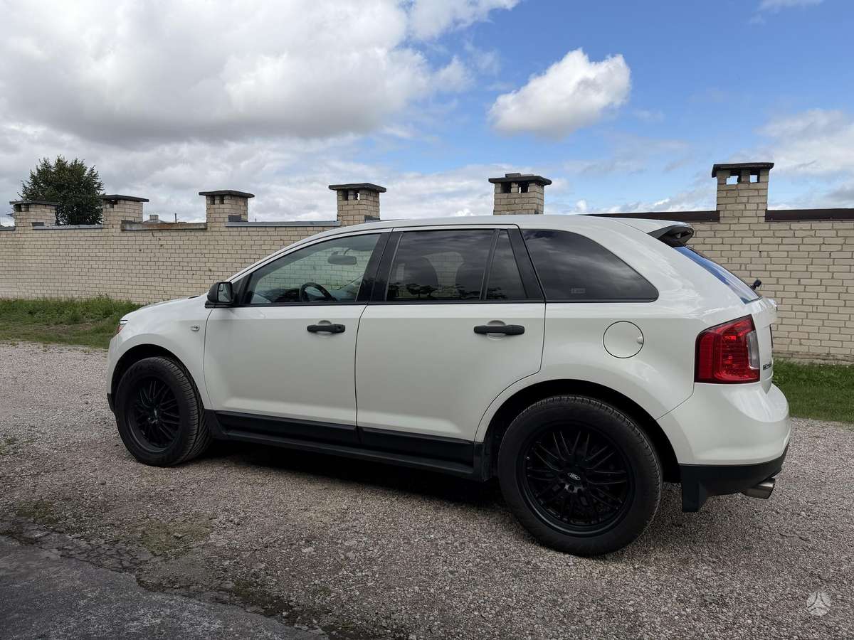 Ford Edge 2013 — двигун 1999 cm³, 241 HP (177kW)