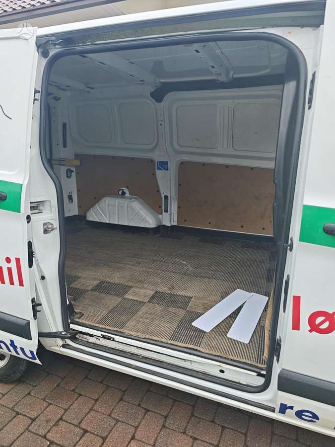 Ford Transit 2015 — photo 8