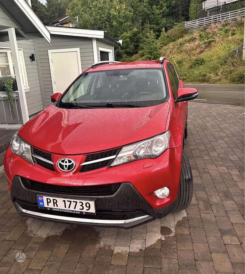 Toyota RAV4, 2013