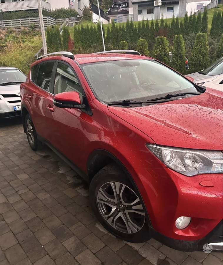 Toyota RAV4 2013 — engine 1998 cm³, 124 HP (91kW)