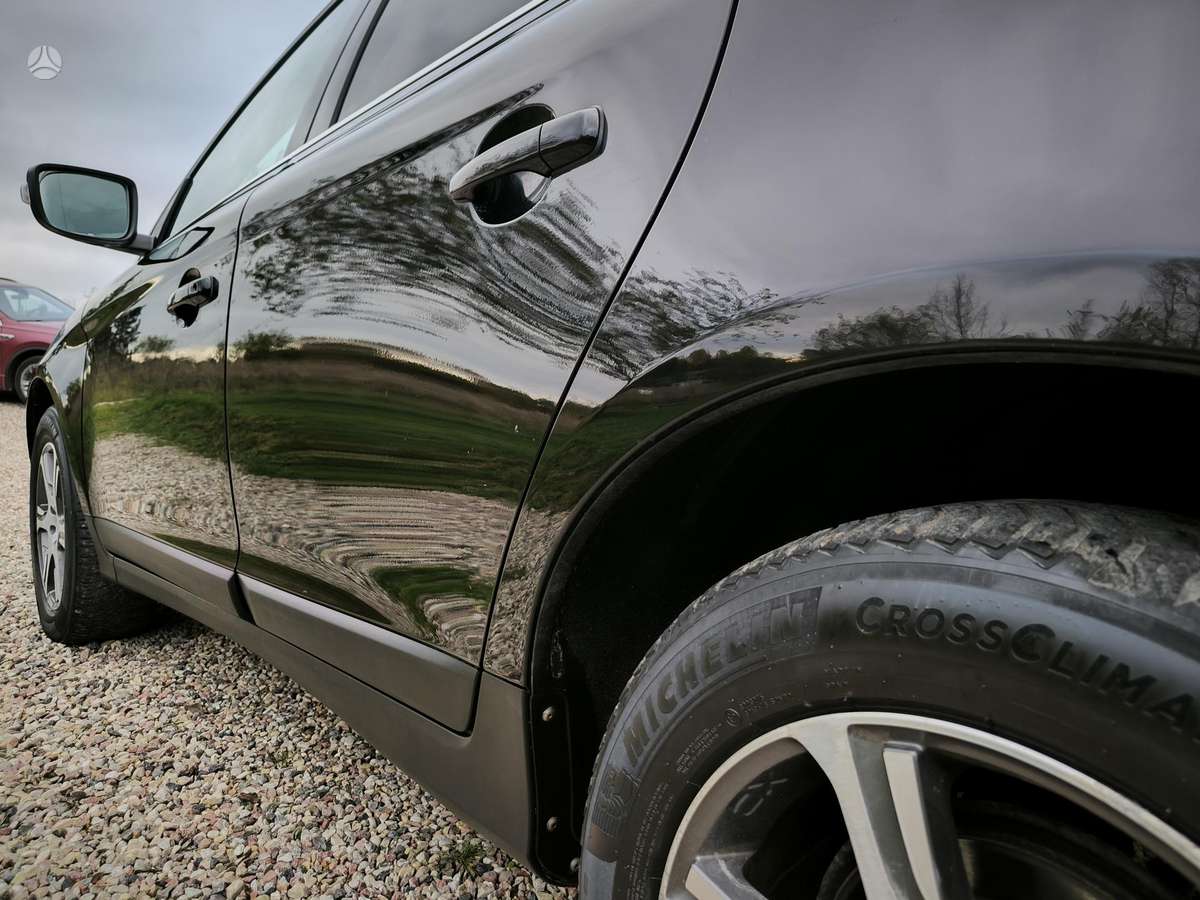 Volvo XC60 2012 — photo 10