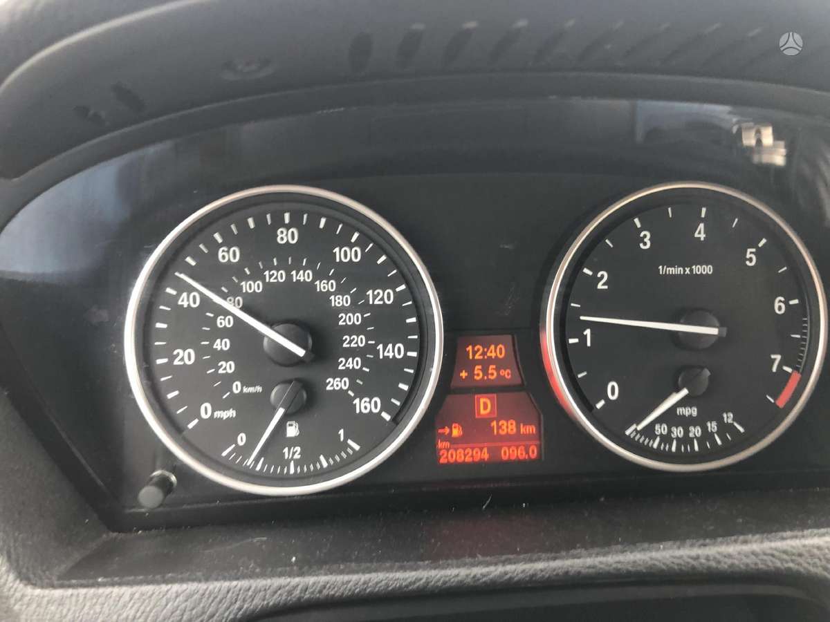 BMW X5 2012 — photo 5