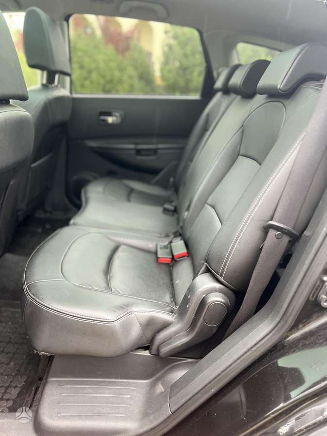 Nissan Qashqai+2 2009 — photo 10