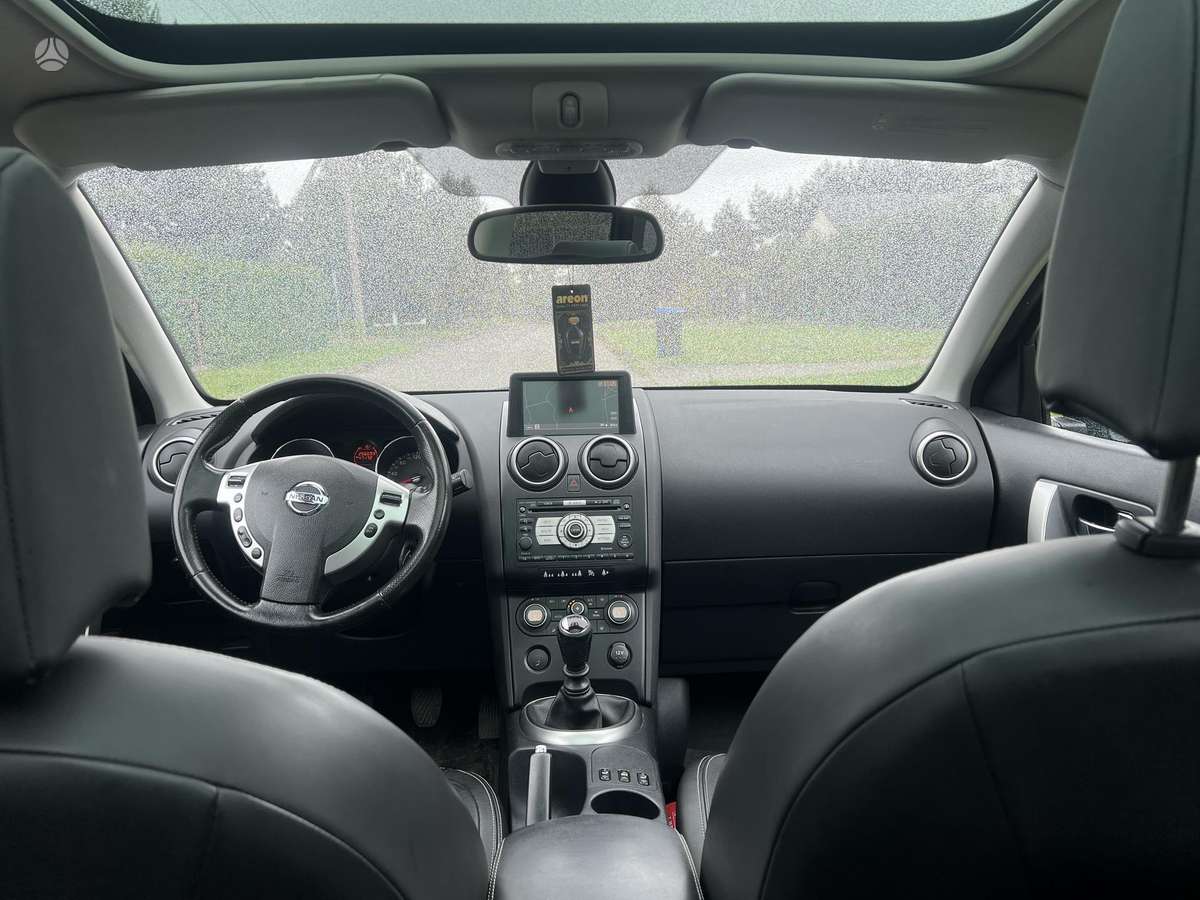Nissan Qashqai+2 2009 — photo 12