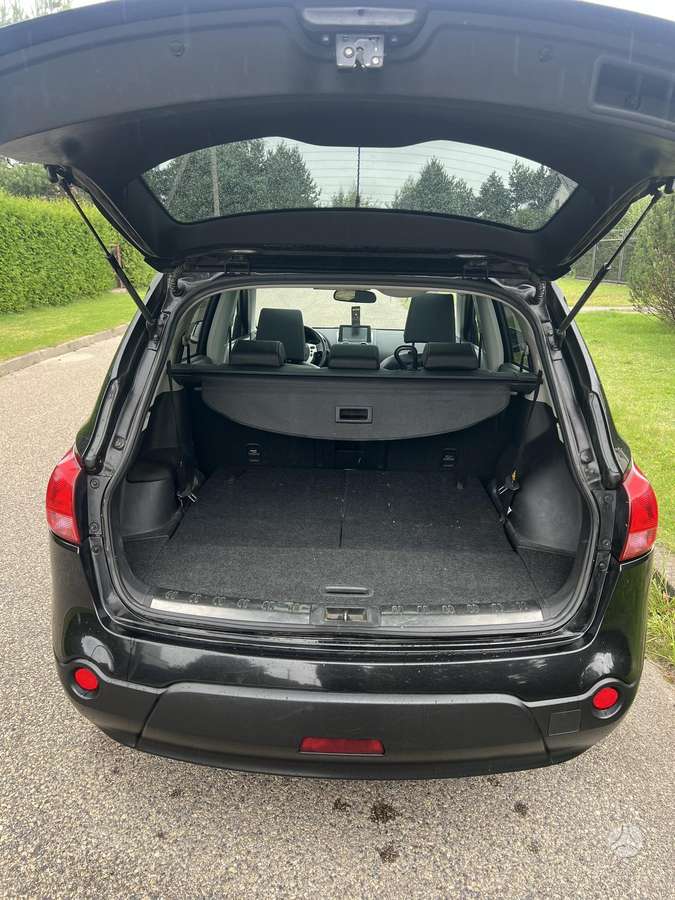 Nissan Qashqai+2 2009 — photo 9