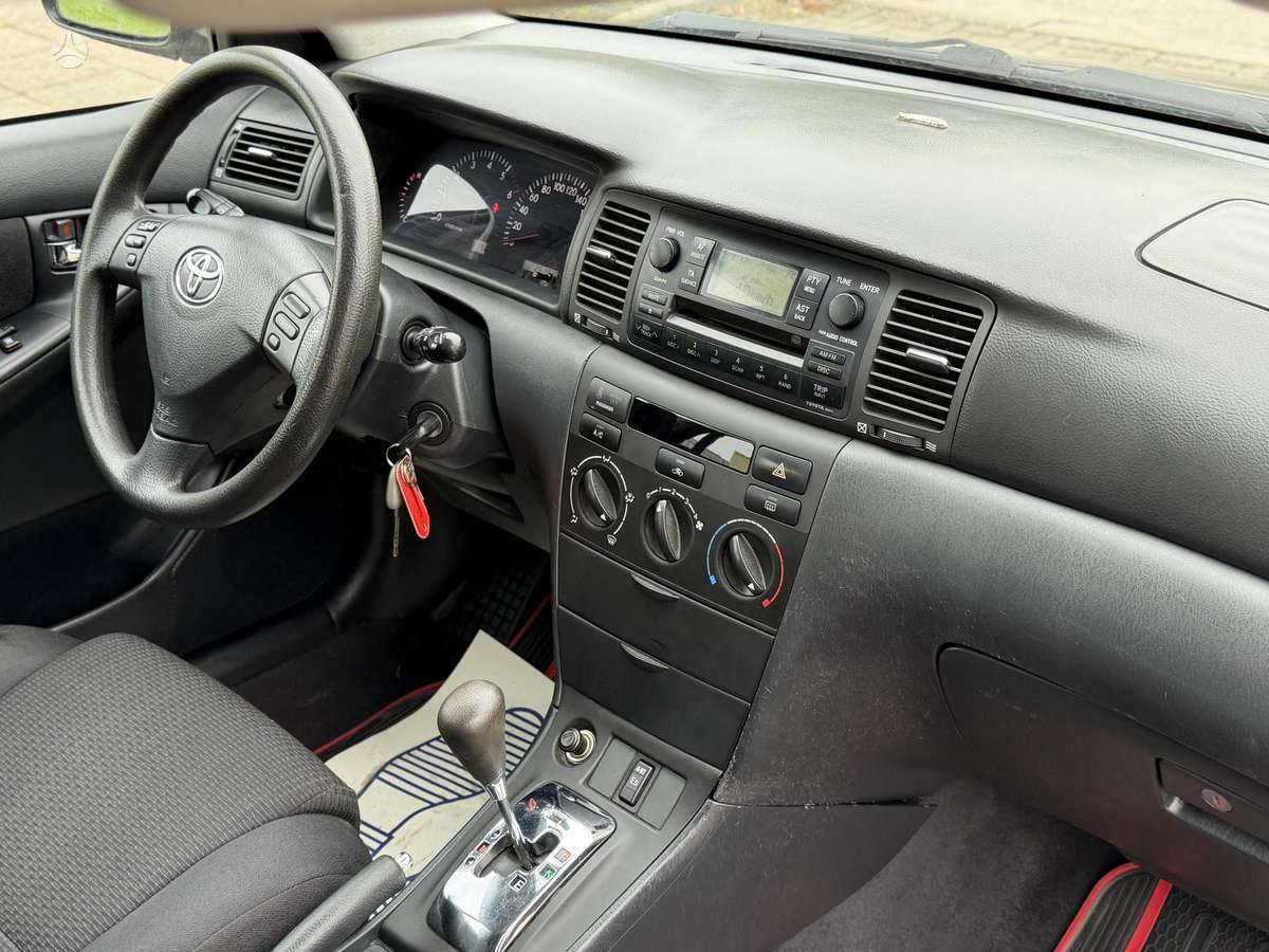 Toyota Corolla 2005 — фото 13