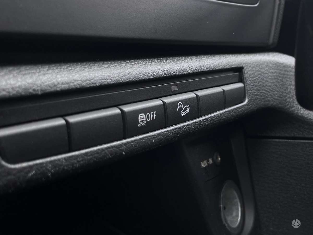 BMW X1 2011 — photo 19