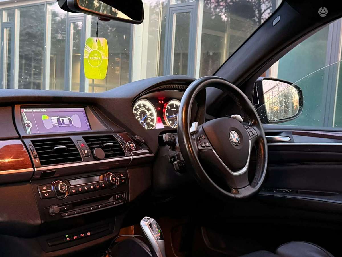 BMW X6 2010 — photo 5