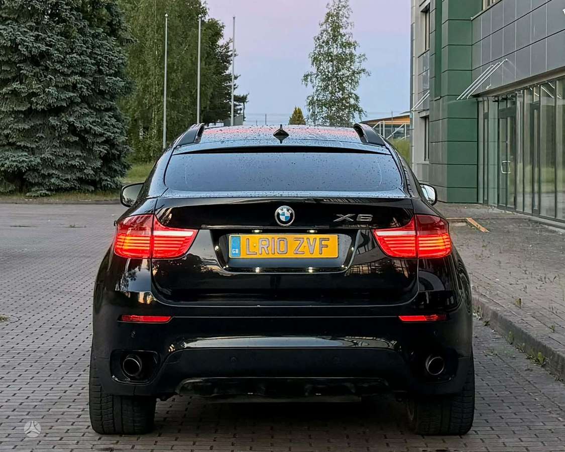 BMW X6 2010 — photo 8